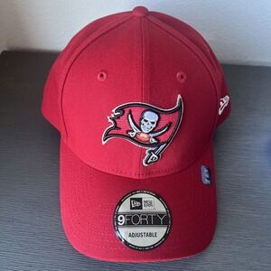 Tampa Bay Buccaneers Red Velcroback New Era Red 940 9Forty Cap Hat‎ NWT